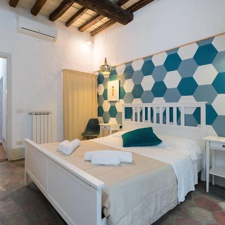 F4 - Santa Croce One Bedroom Flat 2 To 4 Guests Florence Exterior photo