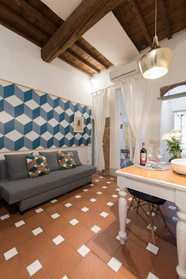 F4 - Santa Croce One Bedroom Flat 2 To 4 Guests Florence Exterior photo
